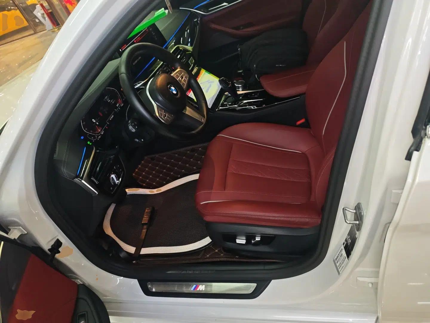 BMW 5 Series 2022 Second Facelift 525Li M Sport Package — миниатюра 17