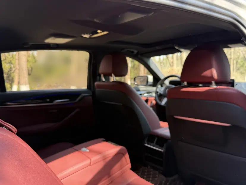 BMW 5 Series 2022 Second Facelift 525Li M Sport Package — миниатюра 29