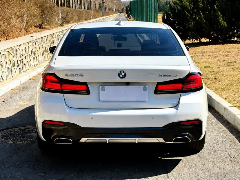 BMW 5 Series 2022 Second Facelift 525Li M Sport Package — миниатюра 10