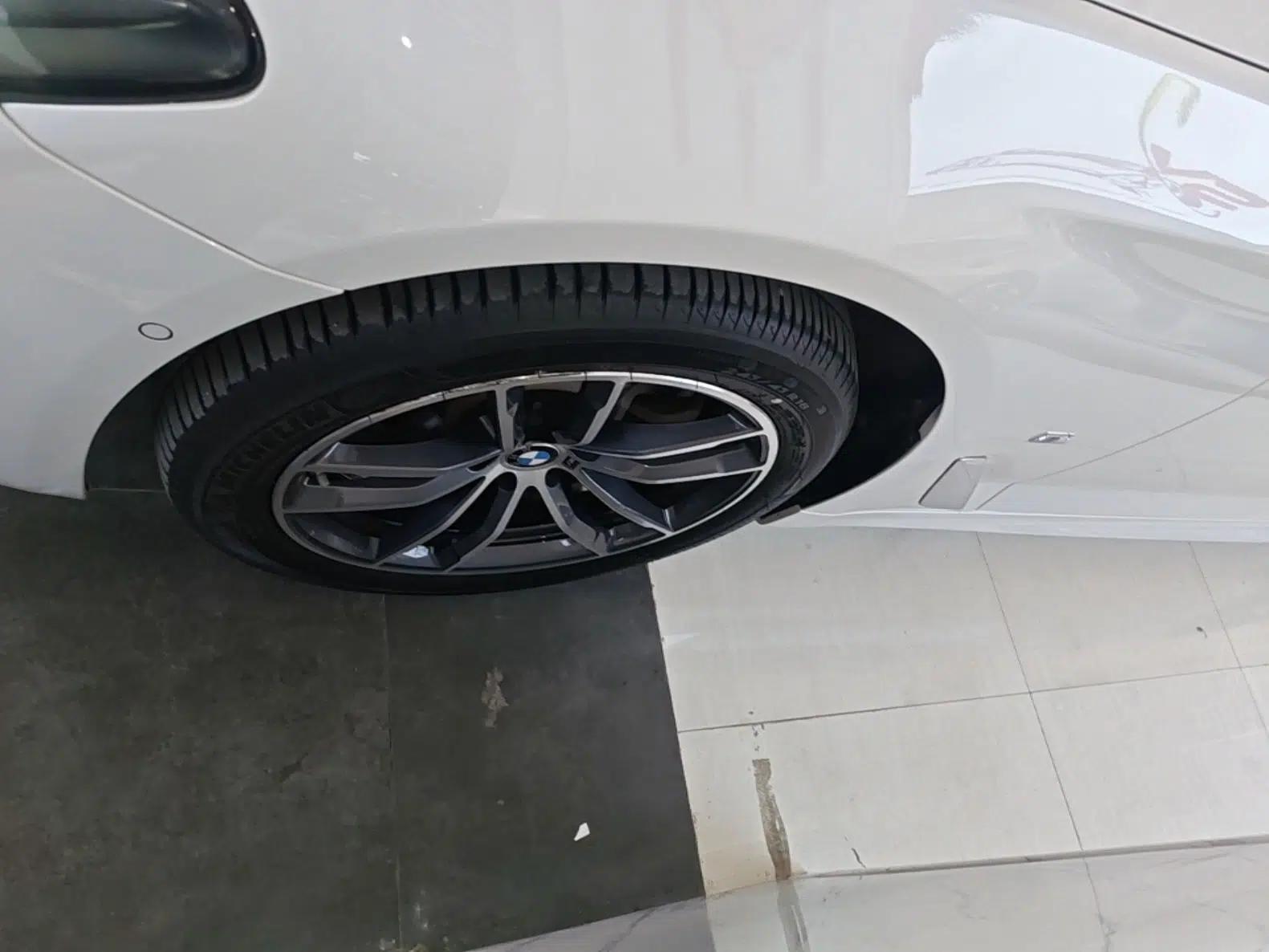 BMW 5 Series 2022 Restyled 525Li M Sport Package — миниатюра 15