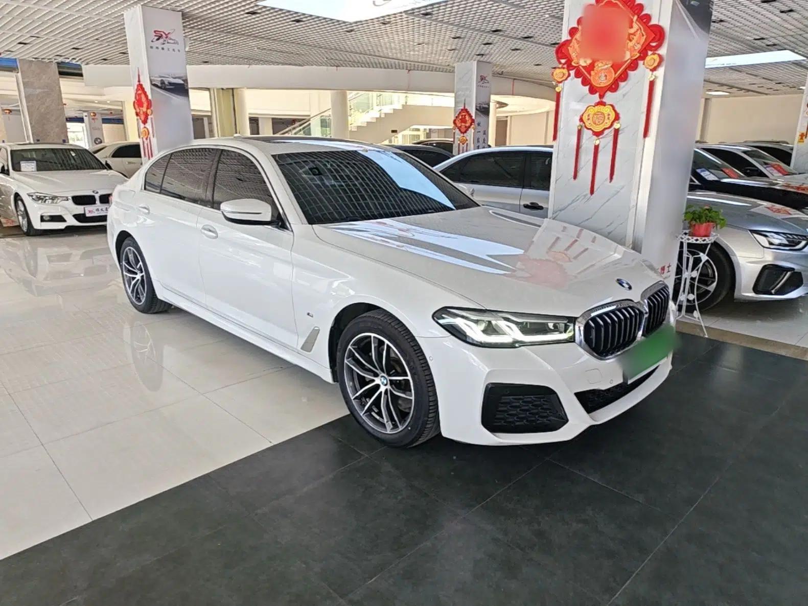 BMW 5 Series 2022 Restyled 525Li M Sport Package — миниатюра 3