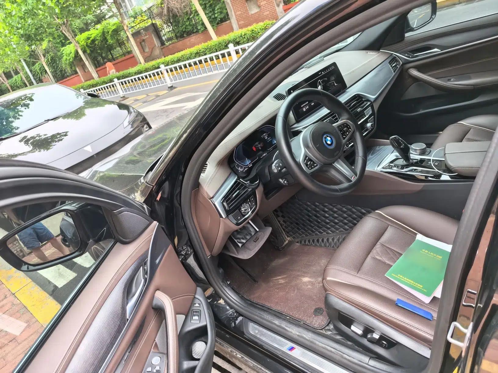 BMW 5 Series New Energy 2022 Updated Version 535Le Luxury Package — миниатюра 16