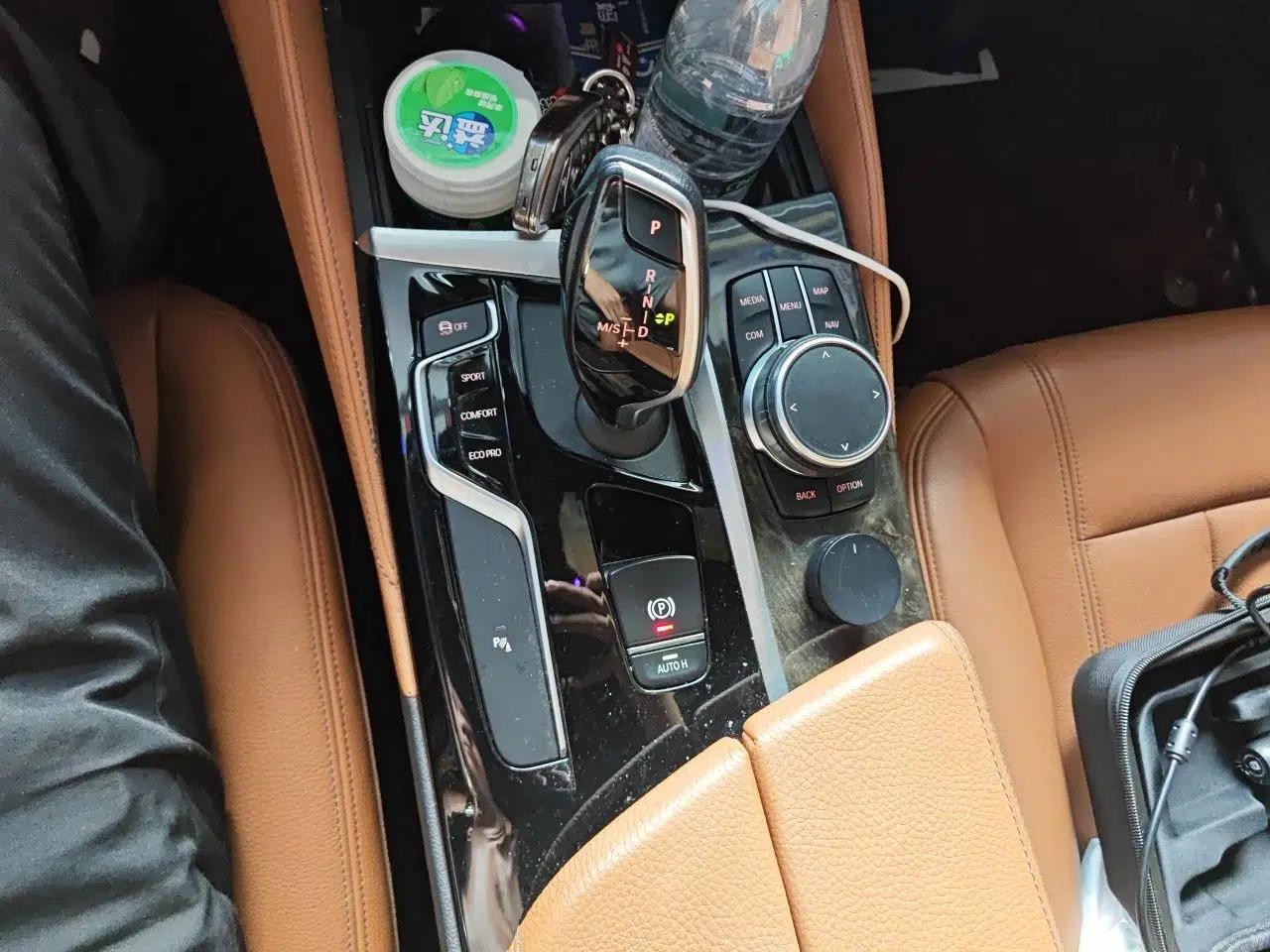 BMW 5 Series 2019 530Li Leading Model M Sport Package — миниатюра 14