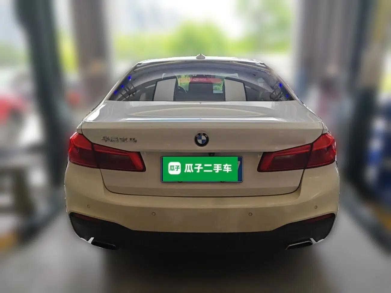 BMW 5 Series 2019 530Li Leading Model M Sport Package — миниатюра 5