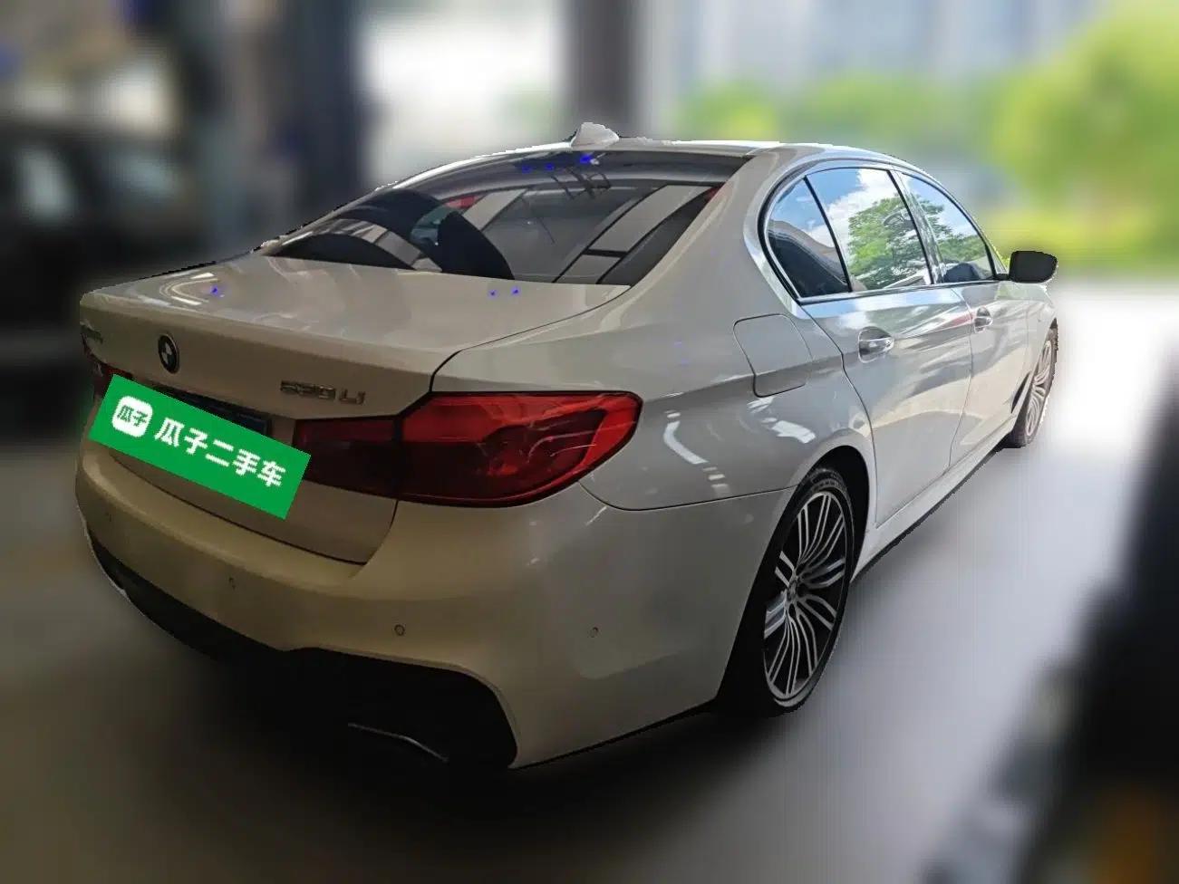 BMW 5 Series 2019 530Li Leading Model M Sport Package — миниатюра 6