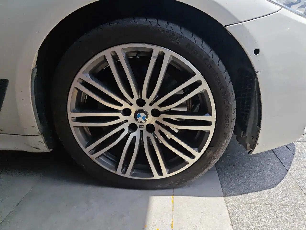 BMW 5 Series 2019 530Li Leading Model M Sport Package — миниатюра 8