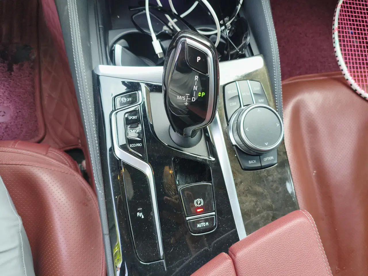 BMW 5 Series 2022 Restyled 525Li Luxury Package — миниатюра 14