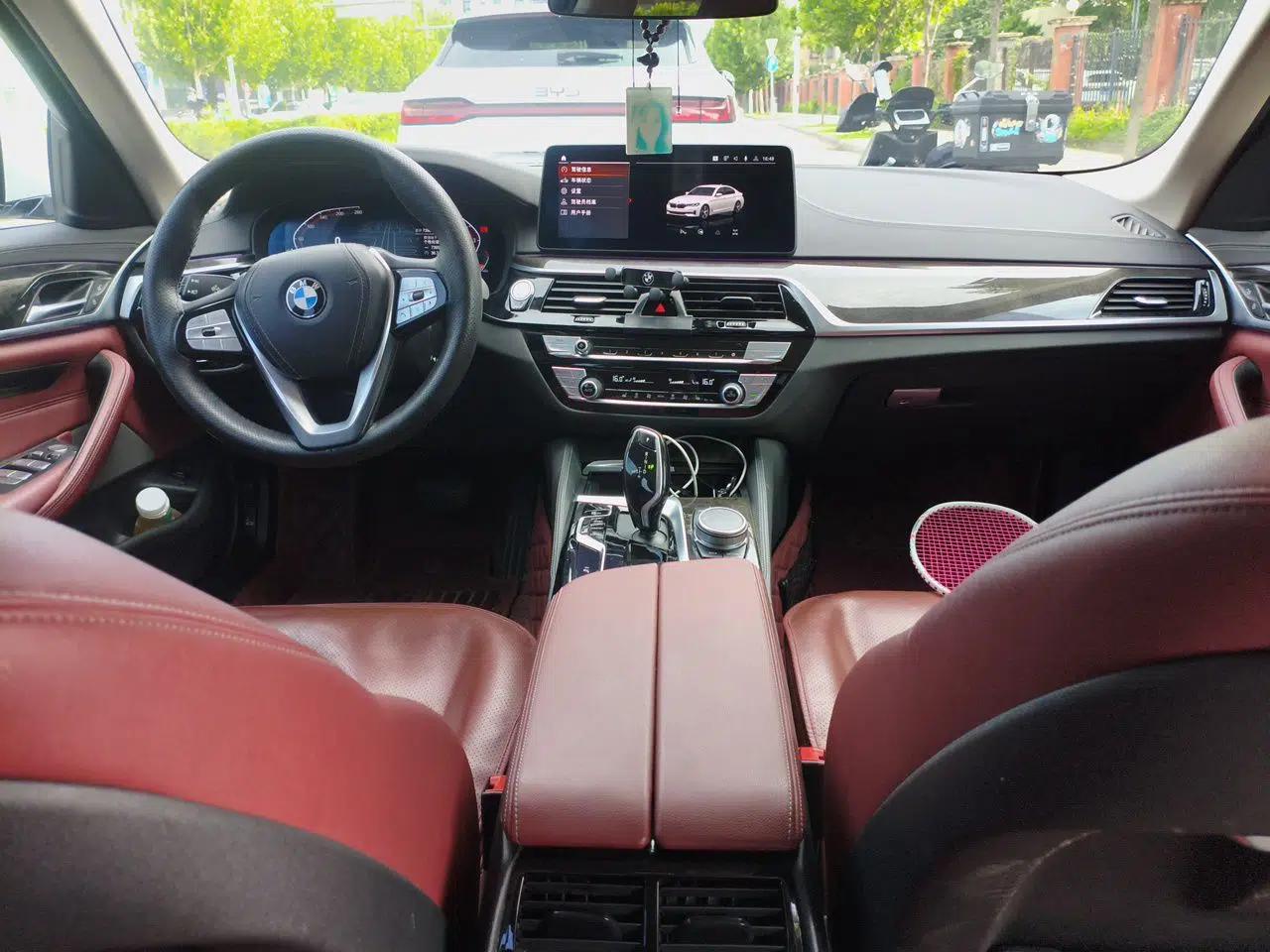 BMW 5 Series 2022 Restyled 525Li Luxury Package — миниатюра 9