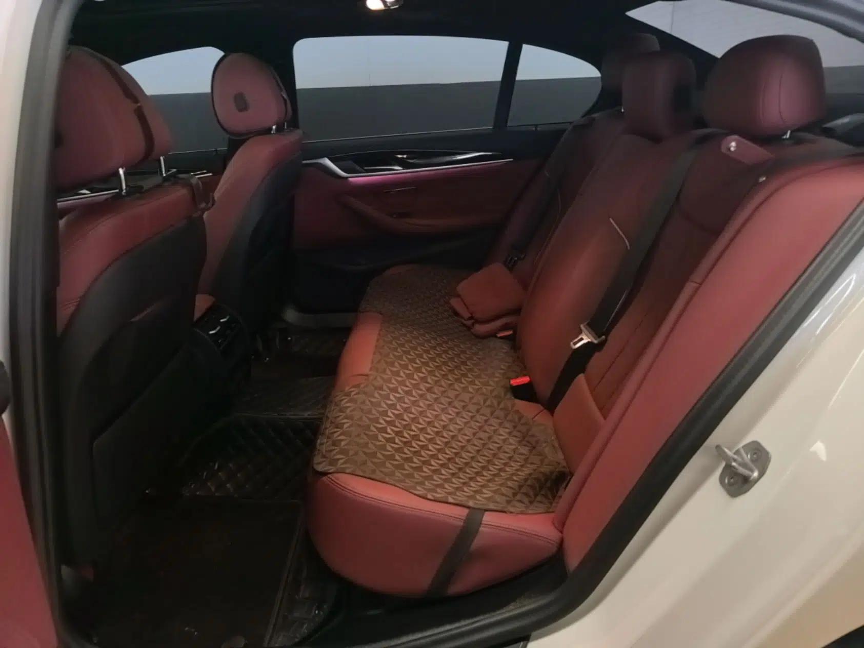 BMW 5 Series 2022 Second Facelift 525Li M Sport Package — миниатюра 20