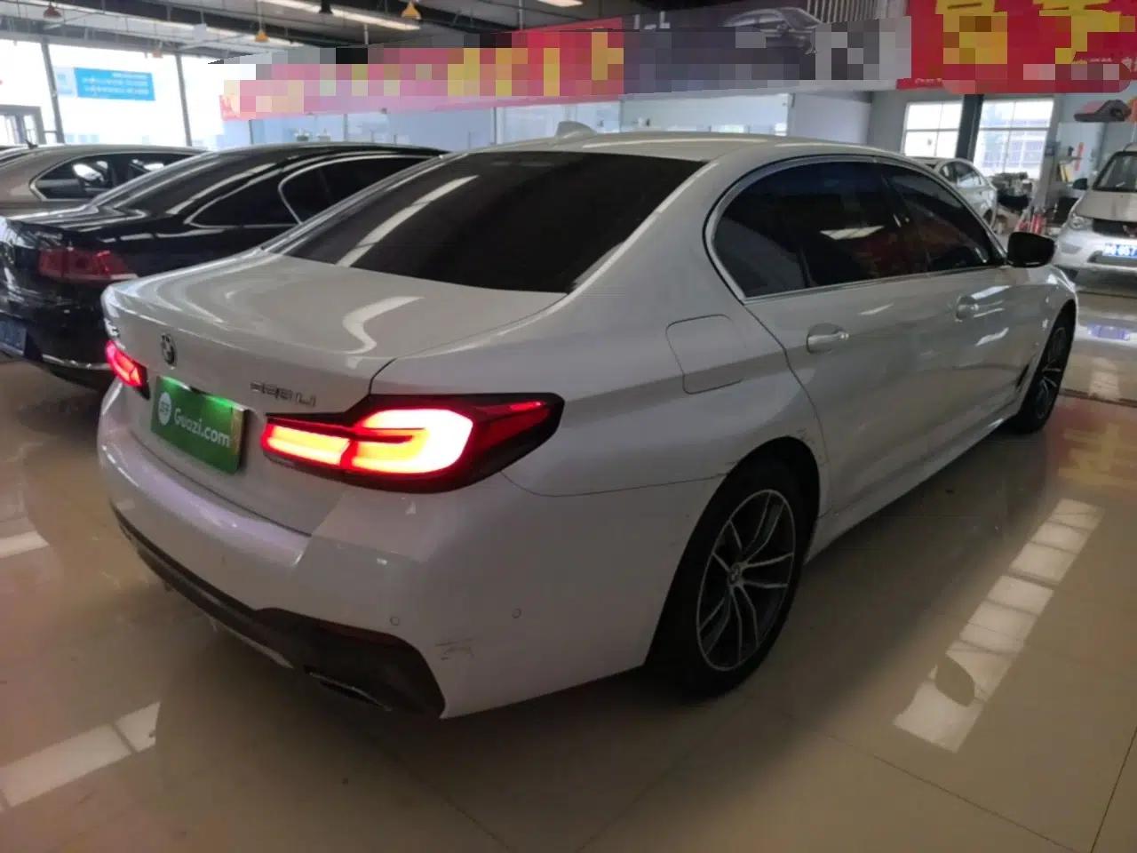 BMW 5 Series 2022 Second Facelift 525Li M Sport Package — миниатюра 6