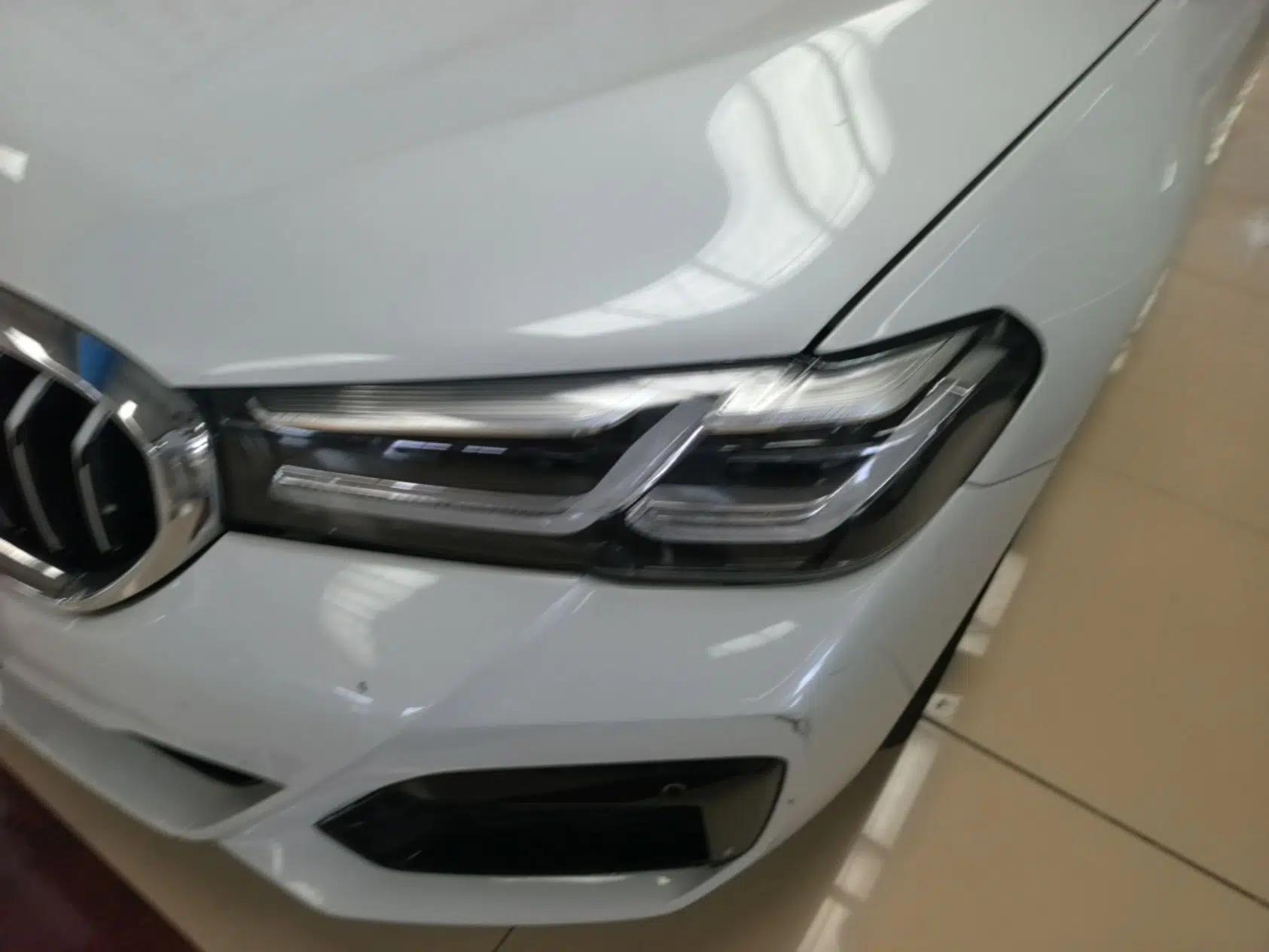 BMW 5 Series 2022 Second Facelift 525Li M Sport Package — миниатюра 8