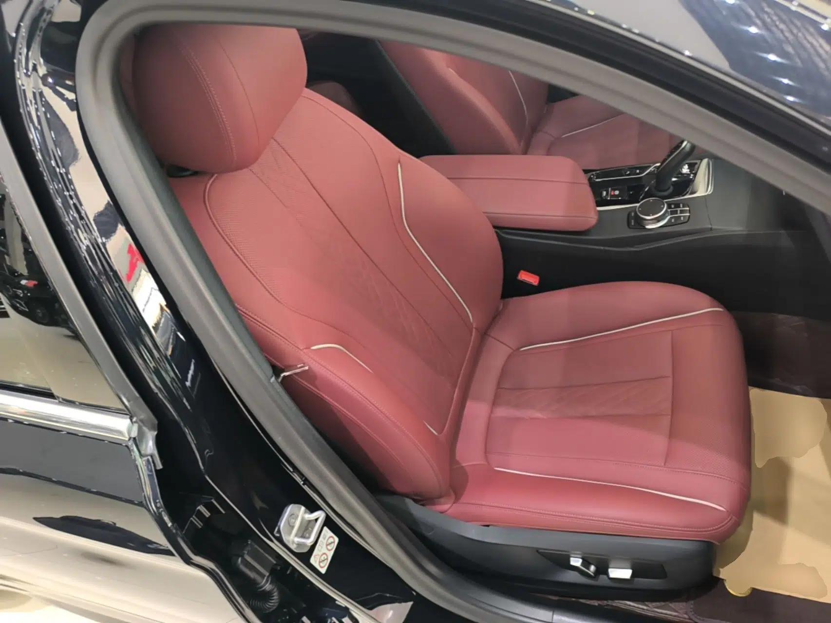 BMW 5 Series New Energy 2022 Second Facelift 535Le M Sport Package — миниатюра 19