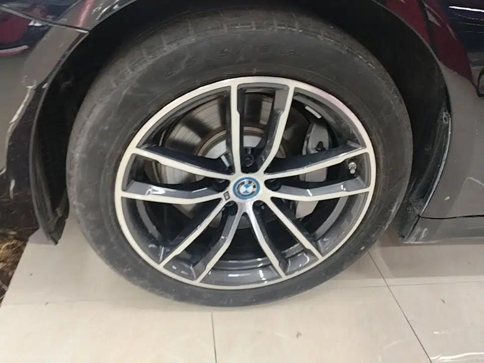 BMW 5 Series New Energy 2022 535Le Pioneer Edition M Sport Package — миниатюра 15