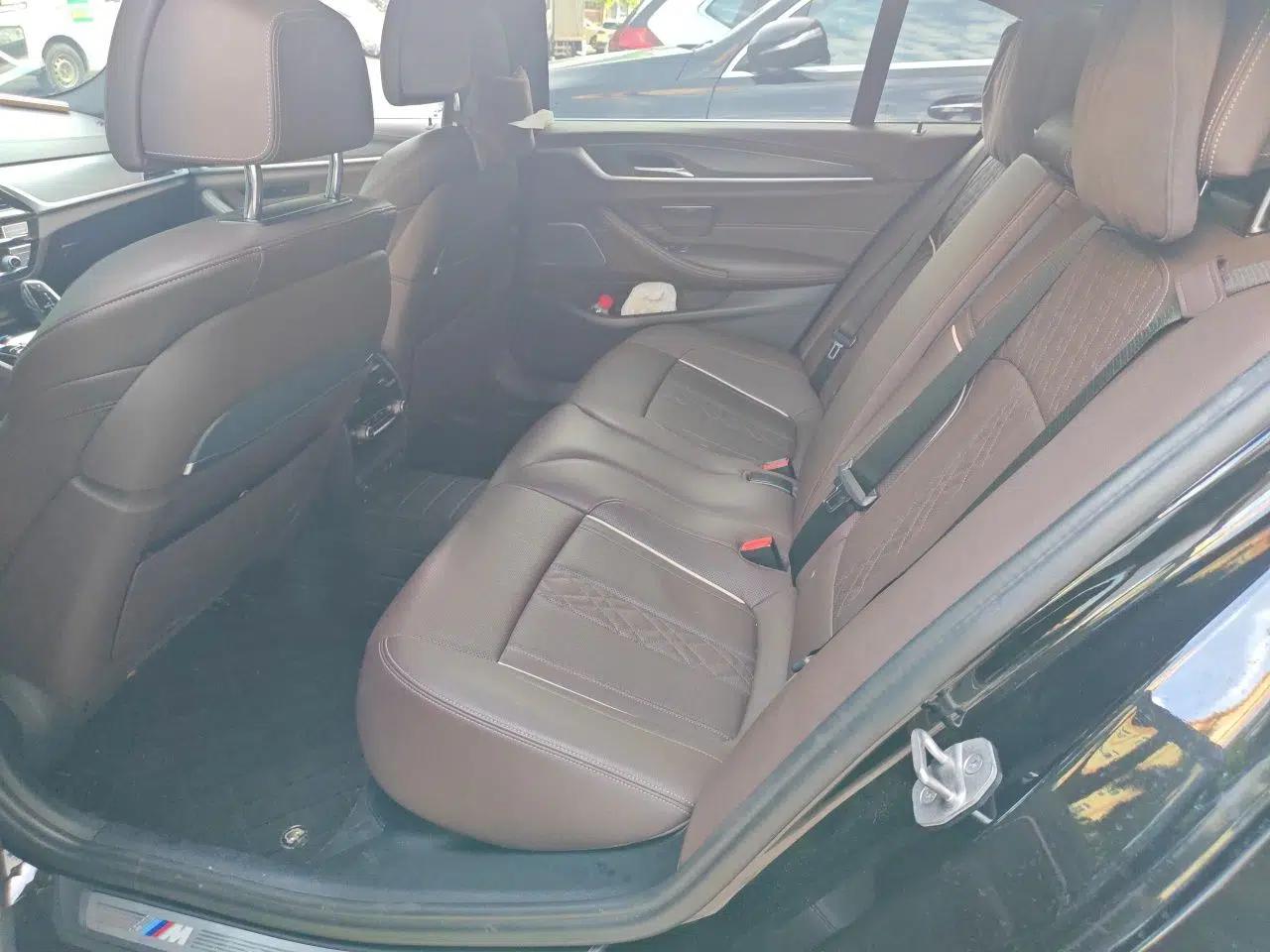 BMW 5 Series 2022 Second Facelift 530Li Luxury Version M Sport Package — миниатюра 17