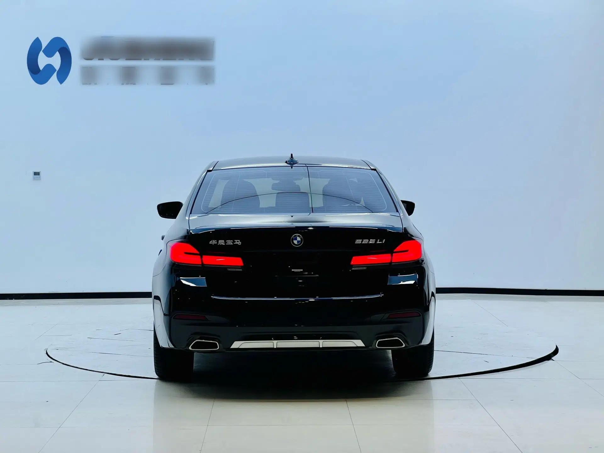 BMW 5 Series 2022 Second Facelift 525Li M Sport Package — миниатюра 5