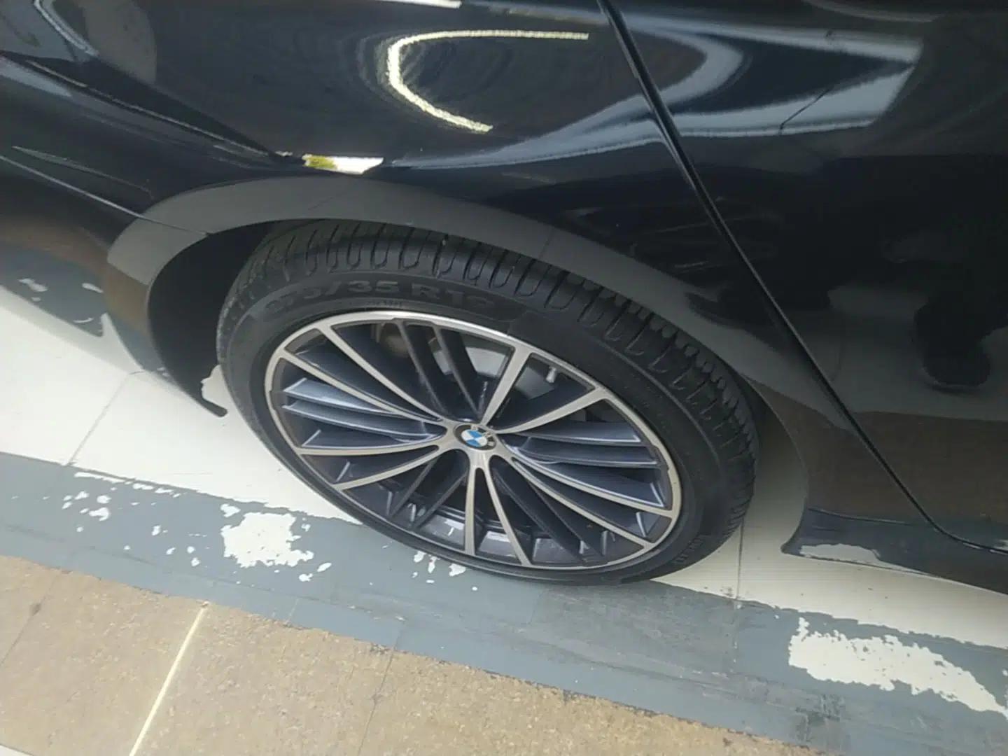 BMW 5 Series 2023 530Li Leading Model M Sport Package — миниатюра 11