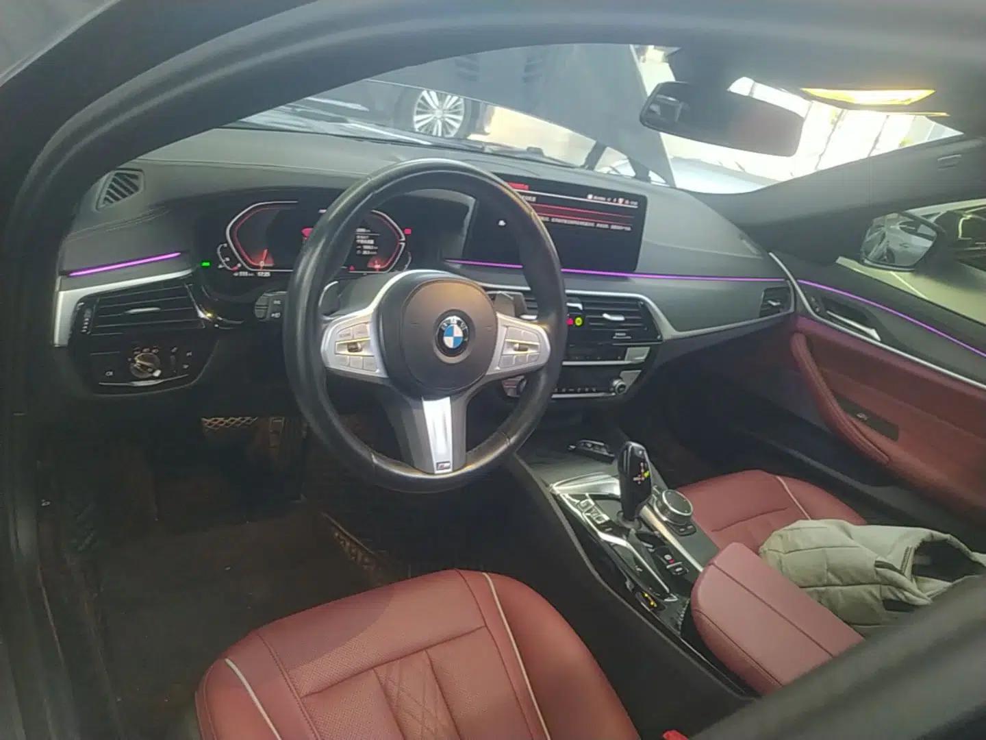 BMW 5 Series 2023 530Li Leading Model M Sport Package — миниатюра 17