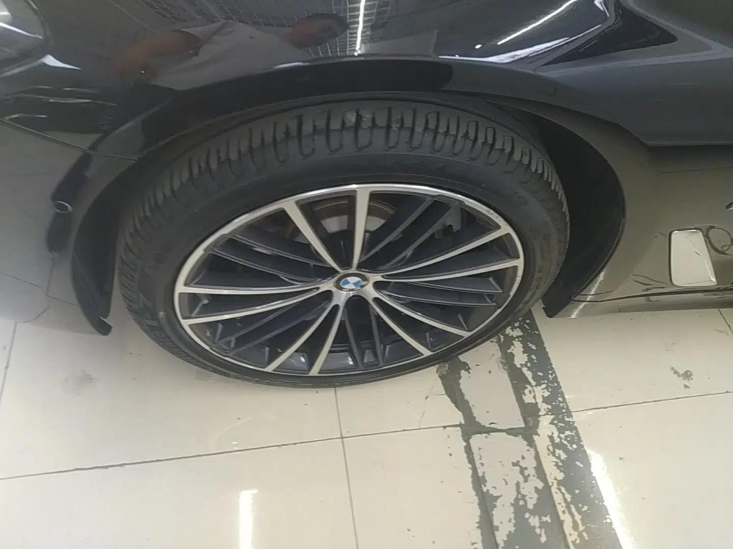 BMW 5 Series 2023 530Li Leading Model M Sport Package — миниатюра 10