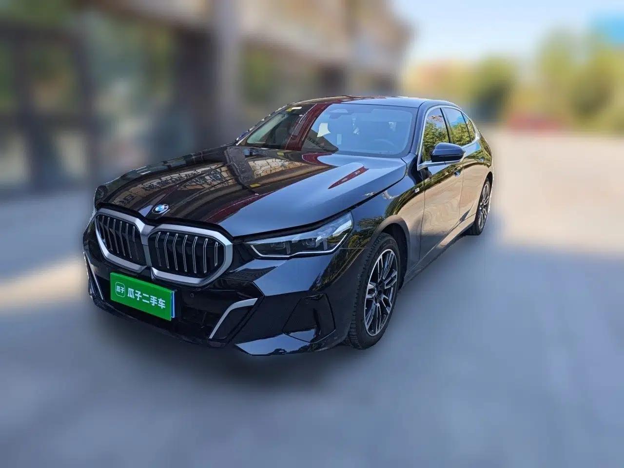 BMW 5 Series 2025 525Li M Sport Package — миниатюра 1