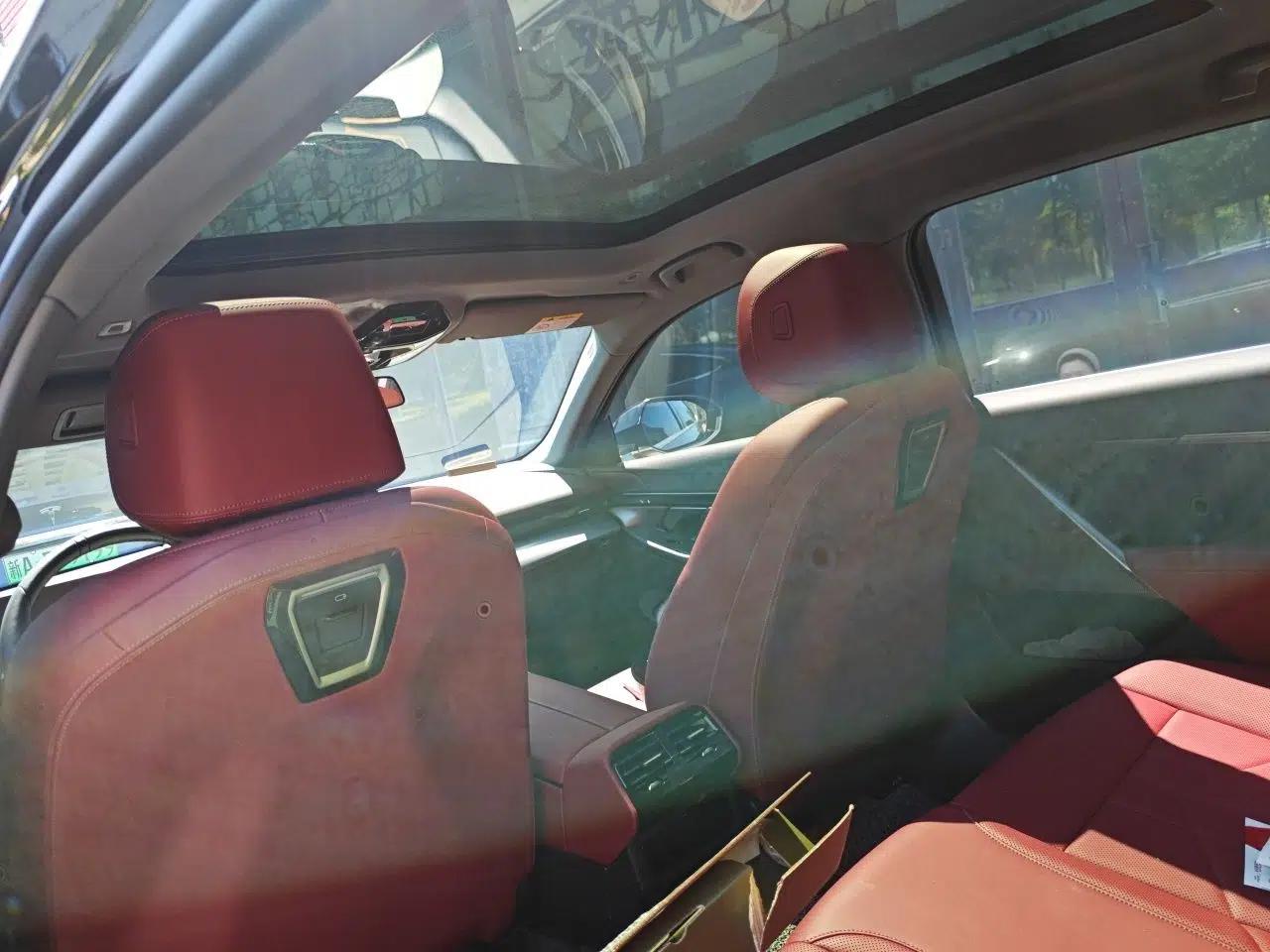 BMW 5 Series 2025 525Li M Sport Package — миниатюра 18