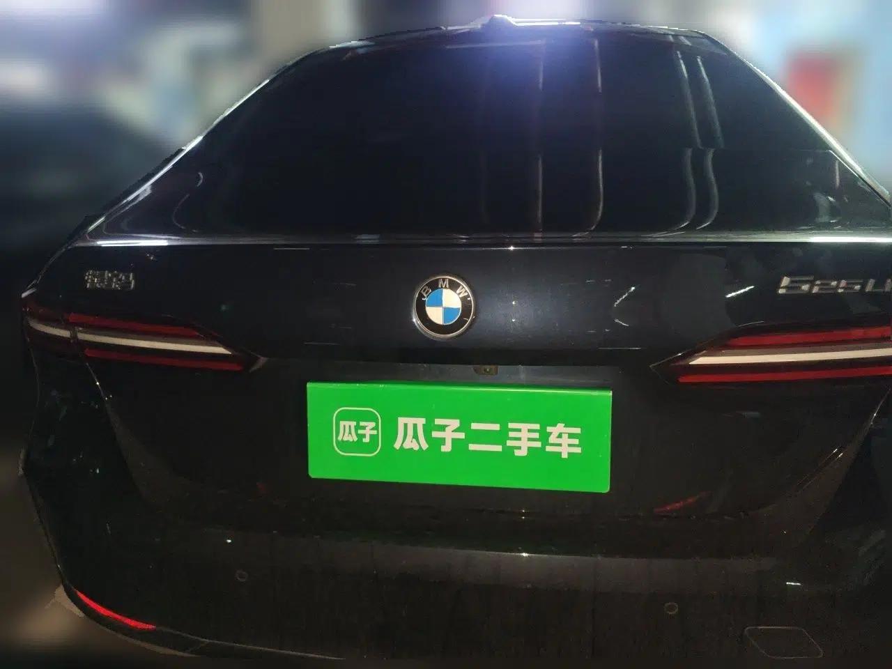 BMW 5 Series 2024 525Li Luxury Package — миниатюра 5