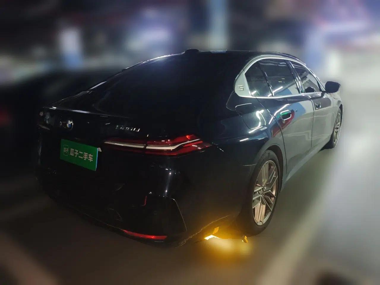 BMW 5 Series 2024 525Li Luxury Package — миниатюра 6