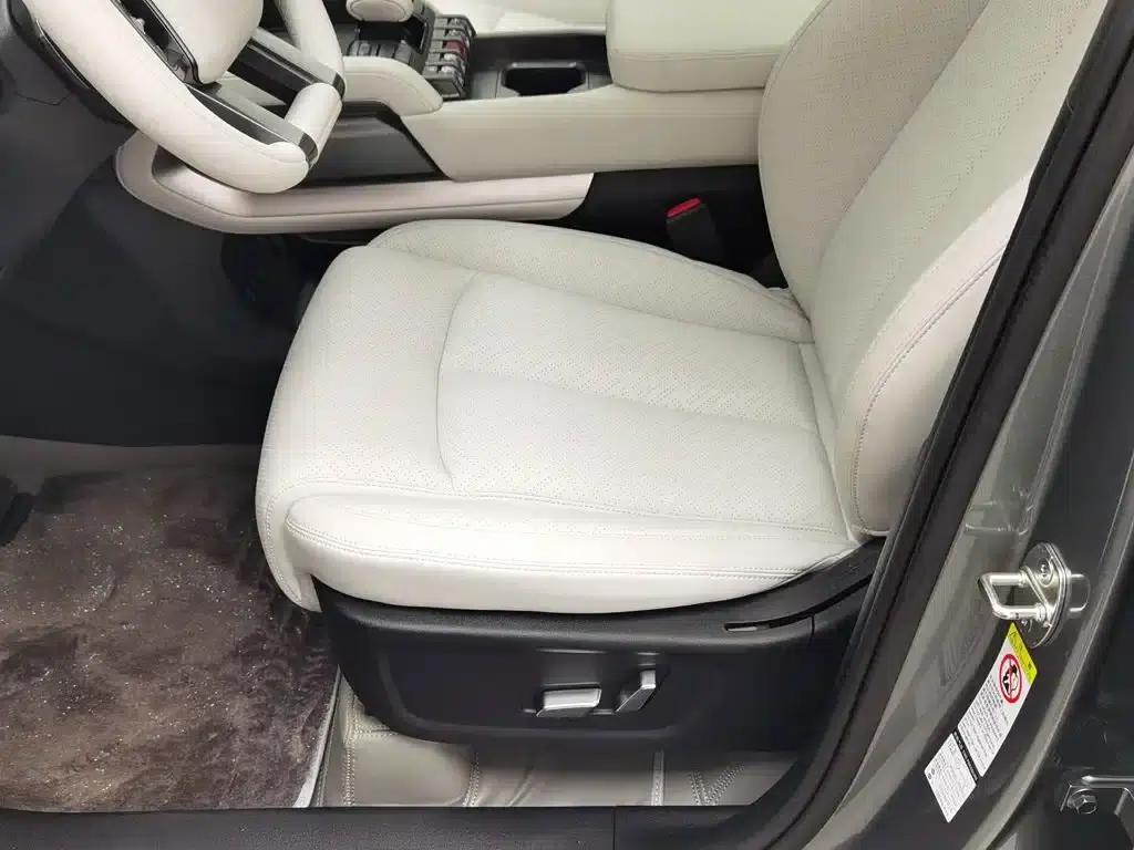 Titanium 3 2025 Model 501KM Rear-Wheel Drive Pro — миниатюра 20