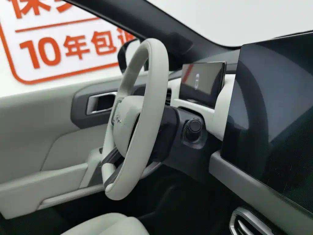 Titanium 3 2025 Model 501KM Rear-Wheel Drive Pro — миниатюра 22