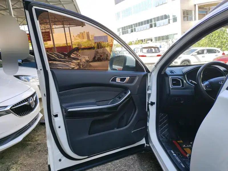 Chery Tiggo 8 2018 1.5TCI Manual Deluxe 5-Seater — миниатюра 18