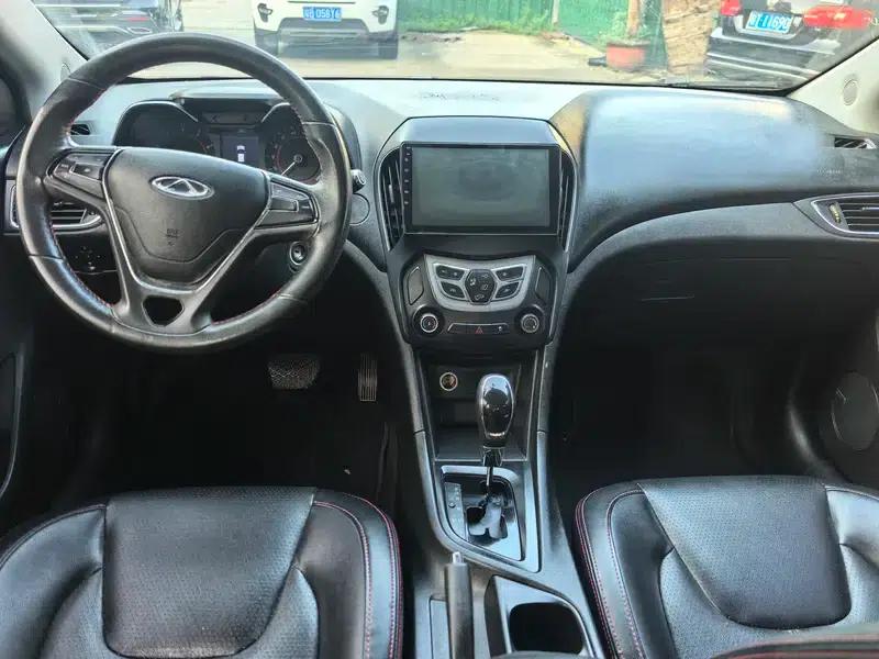 Chery Arrizo 5 2016 1.5L CVT Trendsetter Edition — миниатюра 7