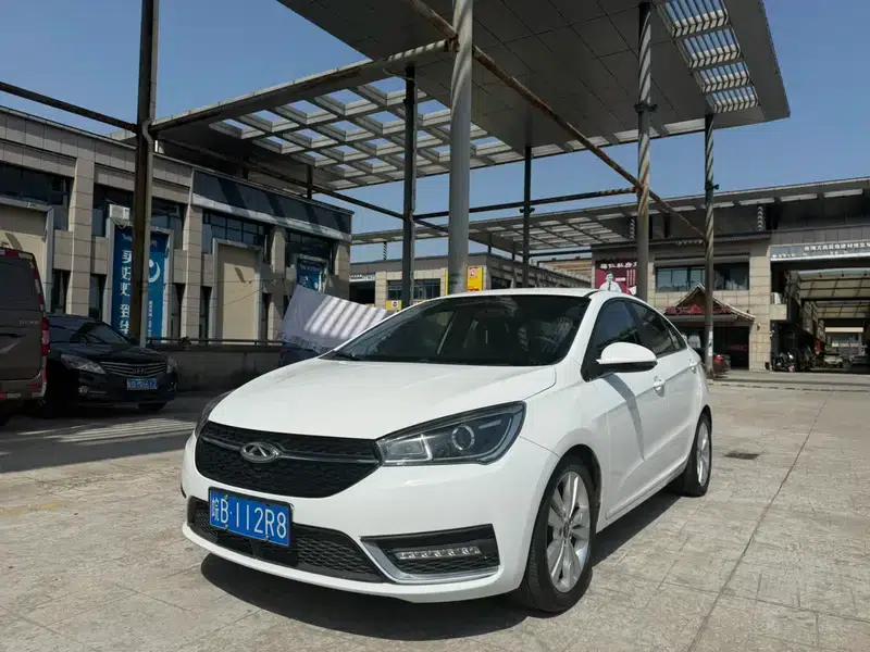 Chery Arrizo 5 2016 1.5L CVT Premium Edition — миниатюра 1