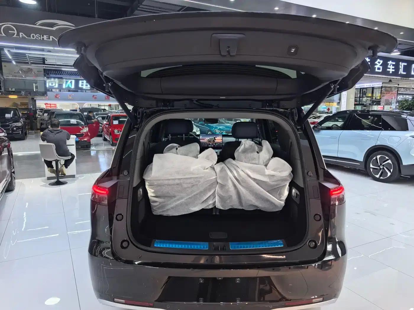 Leapmotor D19 2026 Pure Electric 620 Smart Edition (Six Seats) — миниатюра 19