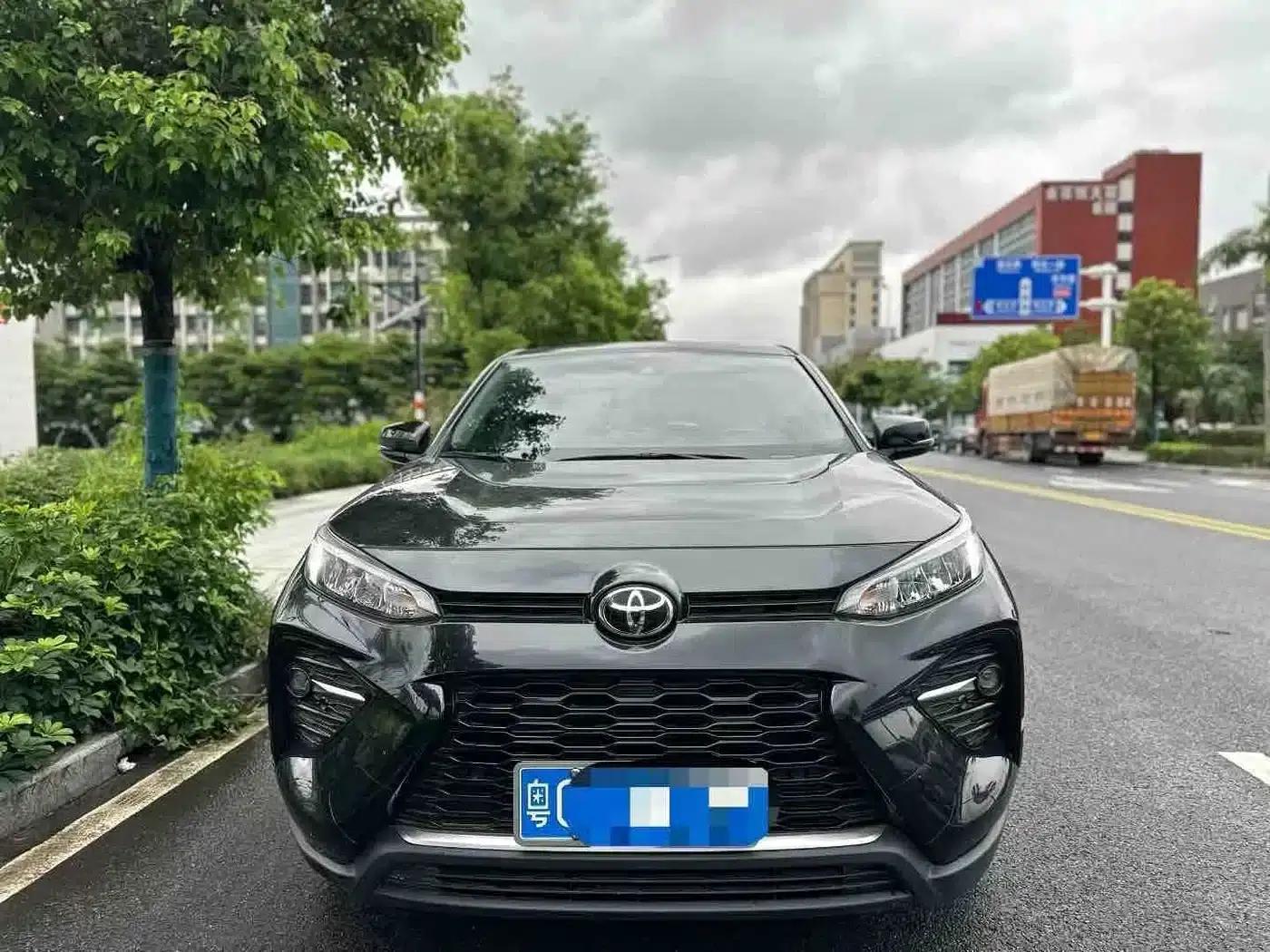 2023 Toyota Highlander 2.0L CVT 2WD Urban Edition — миниатюра 2