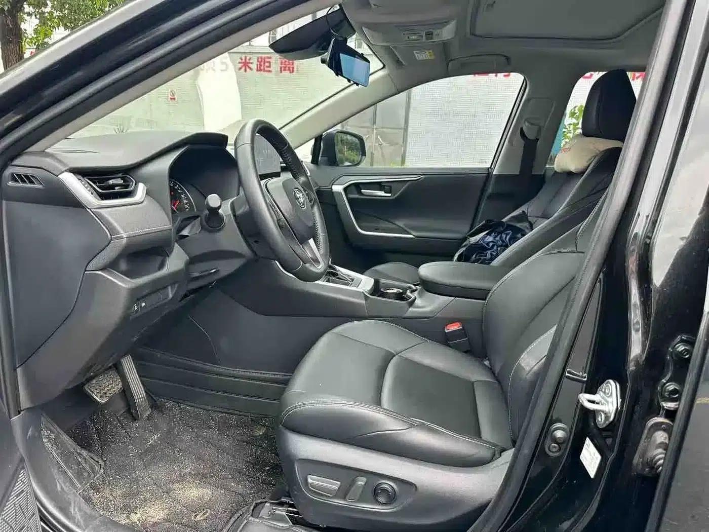 2023 Toyota Highlander 2.0L CVT 2WD Urban Edition — миниатюра 3
