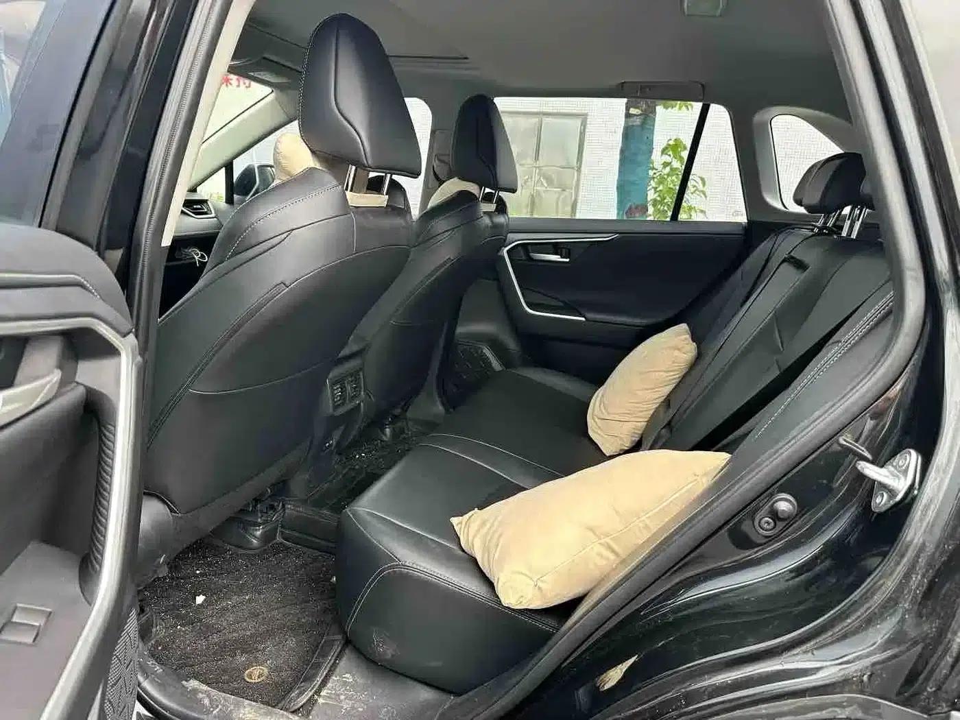 2023 Toyota Highlander 2.0L CVT 2WD Urban Edition — миниатюра 4