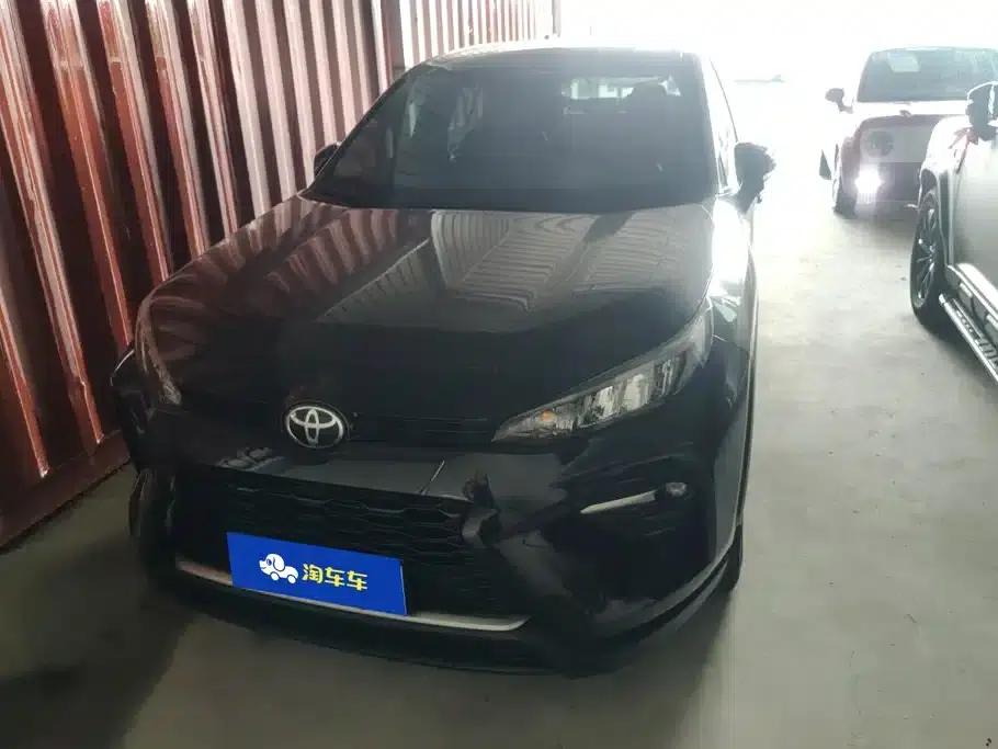 2020 Toyota RAV4 2.0L CVT 2WD Luxury Edition — миниатюра 2