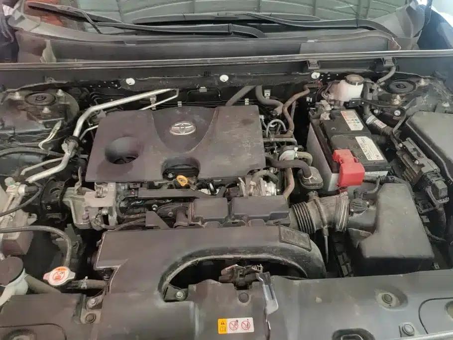 2020 Toyota RAV4 2.0L CVT 2WD Luxury Edition — миниатюра 10