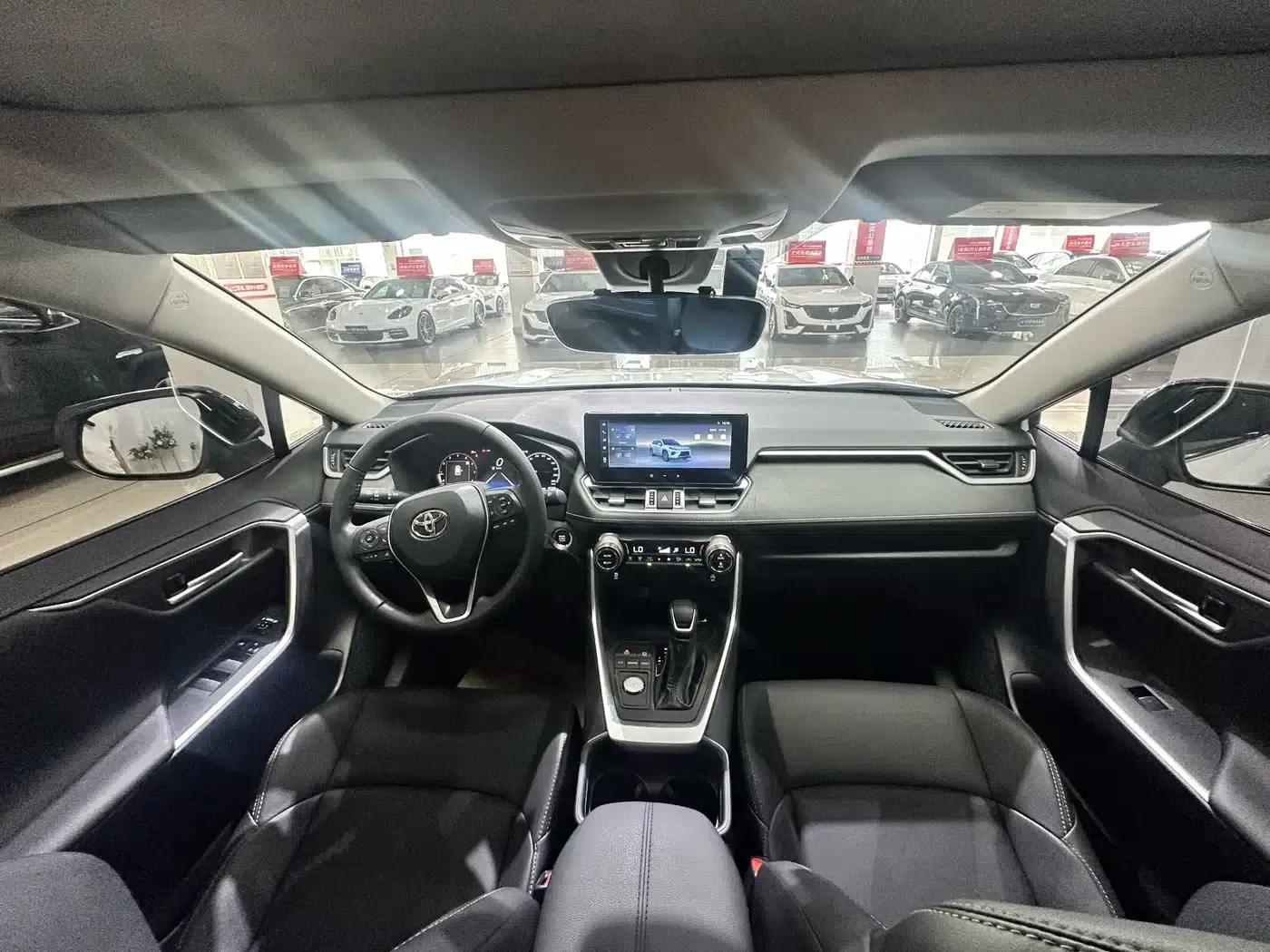 Highlander 2023 2.0L CVT 2WD Luxury PLUS Edition — миниатюра 11