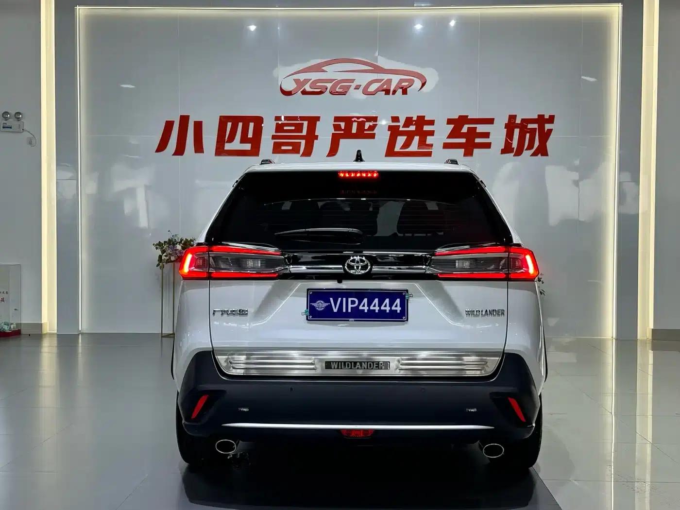 Highlander 2023 2.0L CVT 2WD Luxury PLUS Edition — миниатюра 5