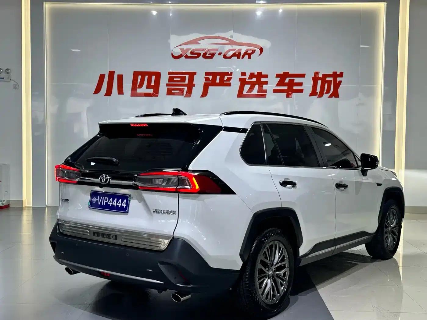 Highlander 2023 2.0L CVT 2WD Luxury PLUS Edition — миниатюра 7