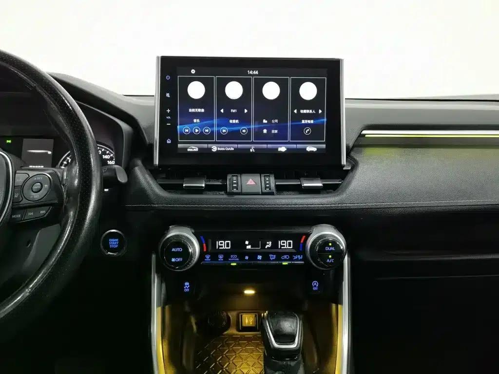 2022 Toyota RAV4 2.0L CVT 2WD Luxury Edition — миниатюра 12