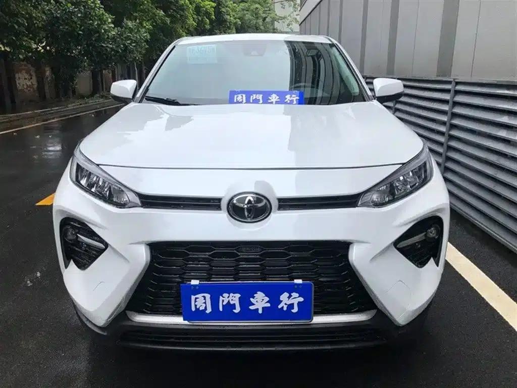 2023 Toyota Highlander 2.0L CVT 2WD Urban Edition — миниатюра 2