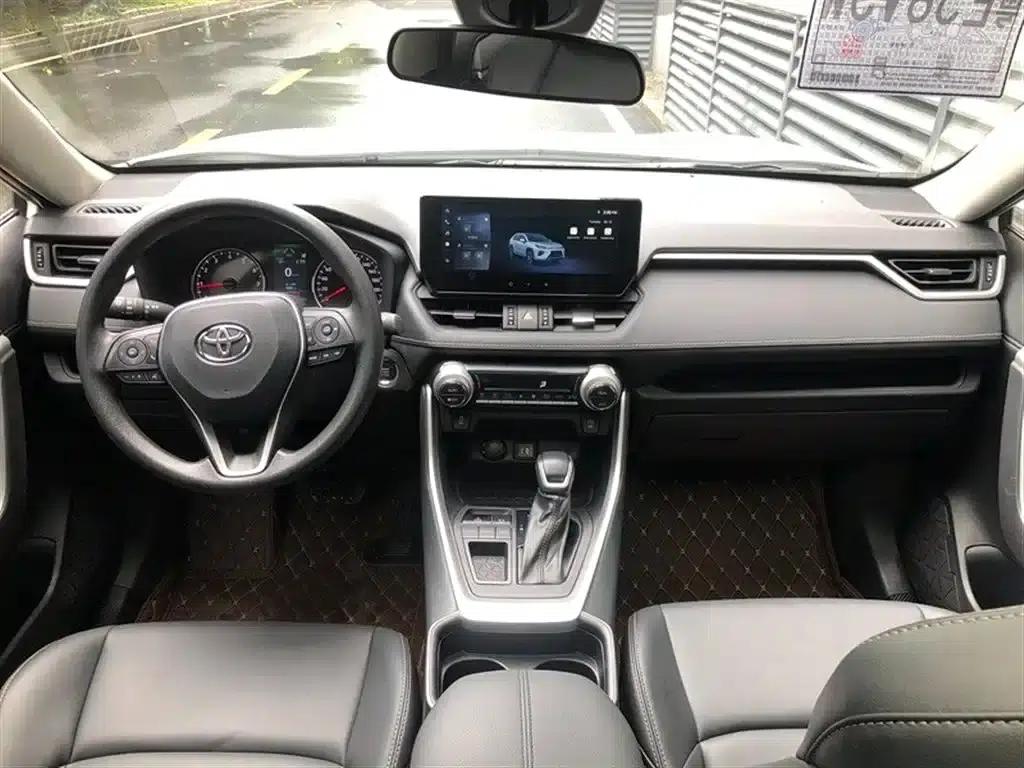 2023 Toyota Highlander 2.0L CVT 2WD Urban Edition — миниатюра 6