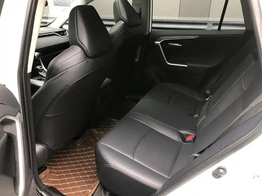 2023 Toyota Highlander 2.0L CVT 2WD Urban Edition — миниатюра 9