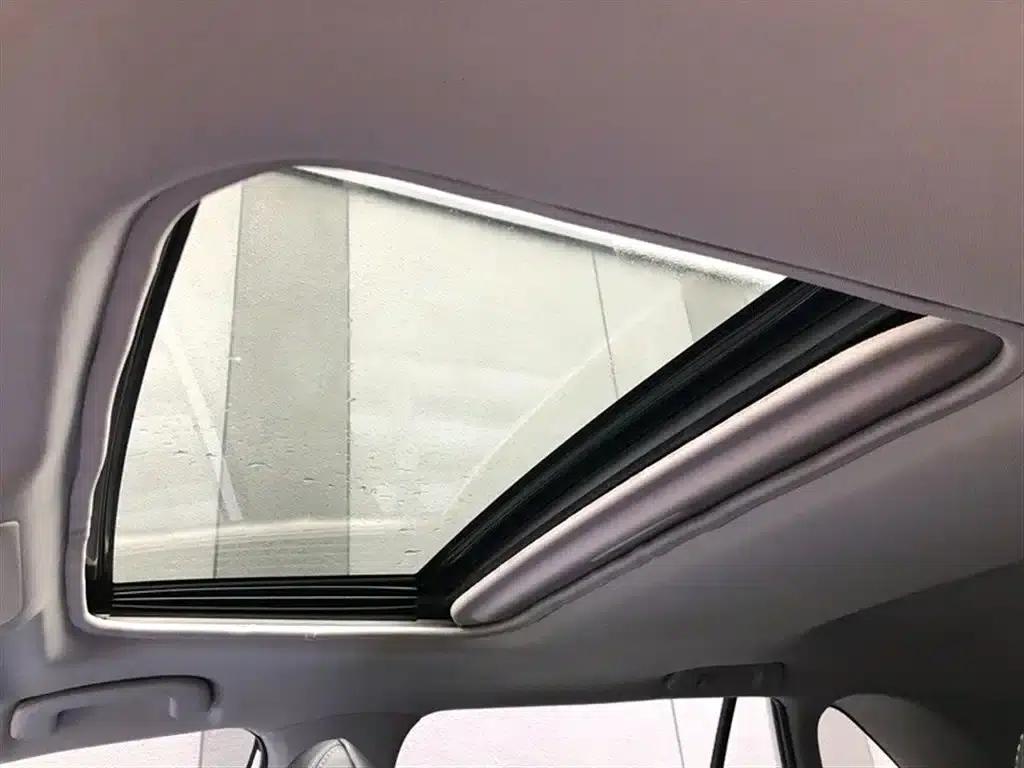 2023 Toyota Highlander 2.0L CVT 2WD Urban Edition — миниатюра 10