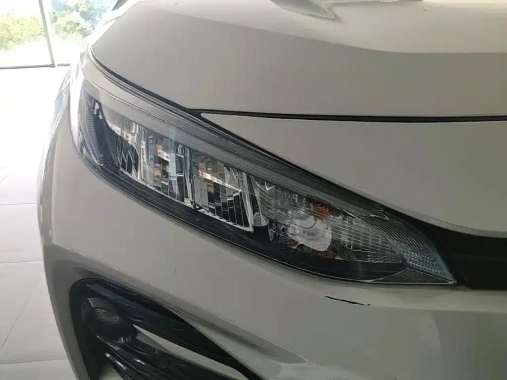 2022 Toyota RAV4 2.0L CVT 4WD Luxury Edition — миниатюра 13