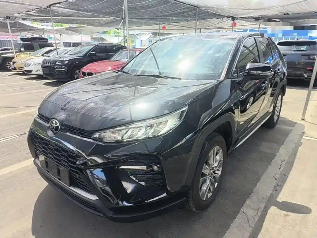 2021 Toyota RAV4 2.0L CVT 2WD Luxury Edition — миниатюра 1