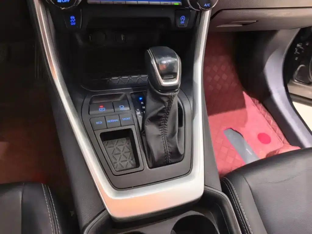 Highlander 2022 2.0L CVT 2WD Luxury PLUS Edition — миниатюра 14