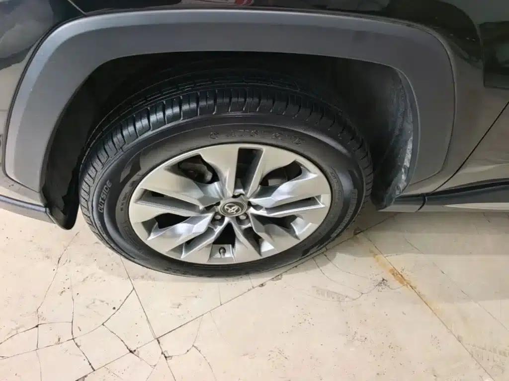 Highlander 2022 2.0L CVT 2WD Luxury PLUS Edition — миниатюра 23