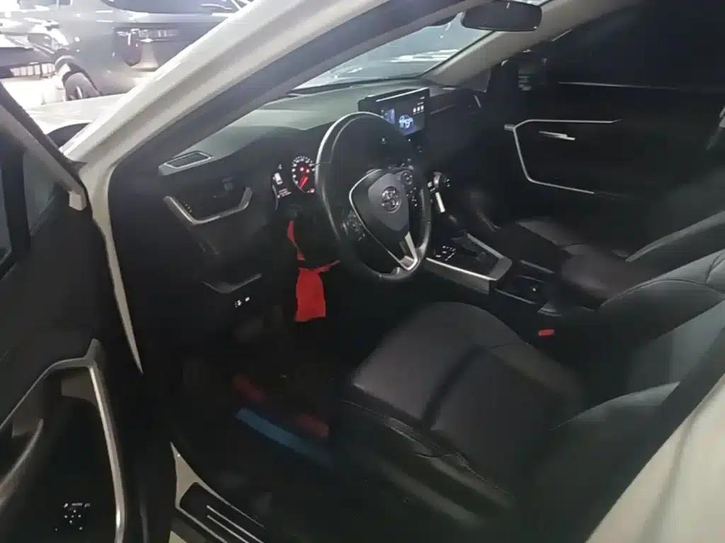 2023 Toyota Highlander 2.0L CVT 2WD Urban Edition — миниатюра 12